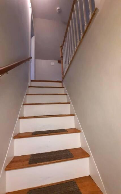 Guest Suite In Historical District Gloucester Exterior photo